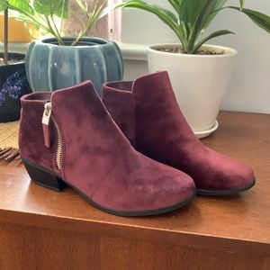 Brand new velvet Spriny Short boots booties
